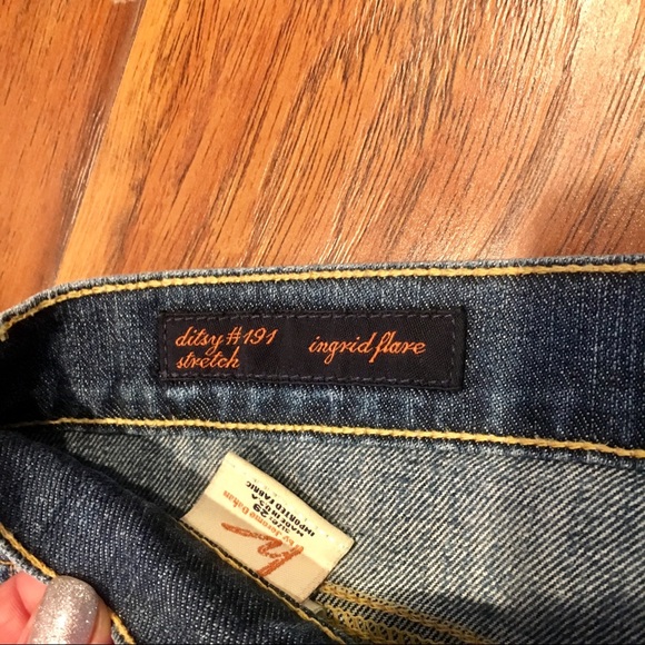 Citizens of Humanity Jeans 👖 (Ingrid Flare) - Picture 4 of 8